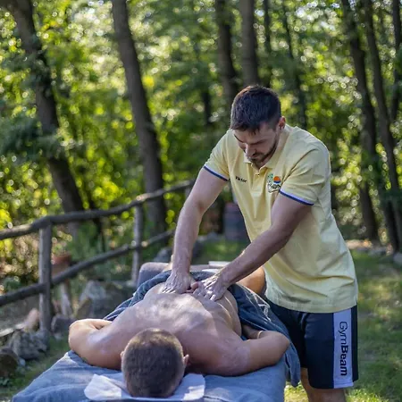 Апартаменты Riverside Forest &