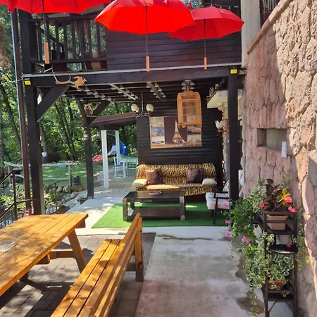 Riverside Forest & Apartament Chl'aba