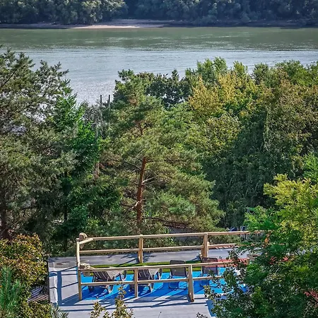 Riverside Forest & Апартаменты *