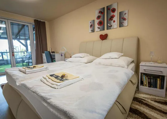 Daire Riverside Forest & *