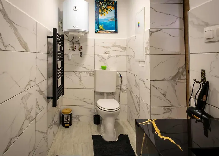 شقة Riverside Forest & Chl'aba