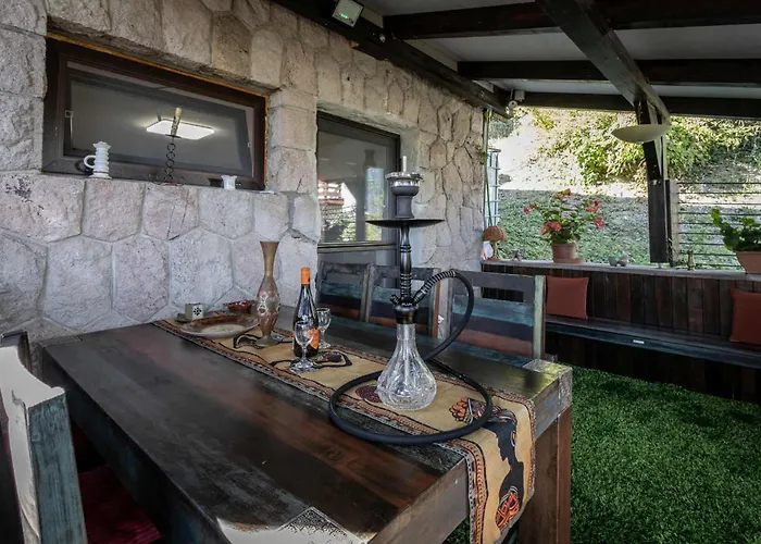 Riverside Forest & * Chl'aba