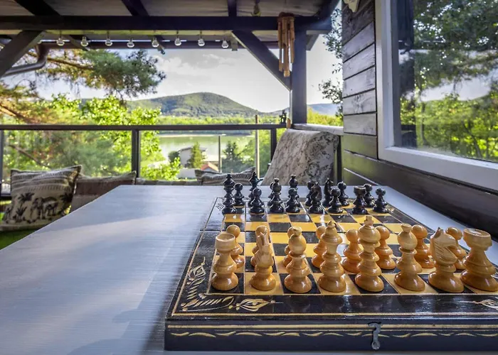 Daire Riverside Forest & Chl'aba