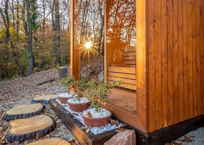 Riverside Forest & شقة *